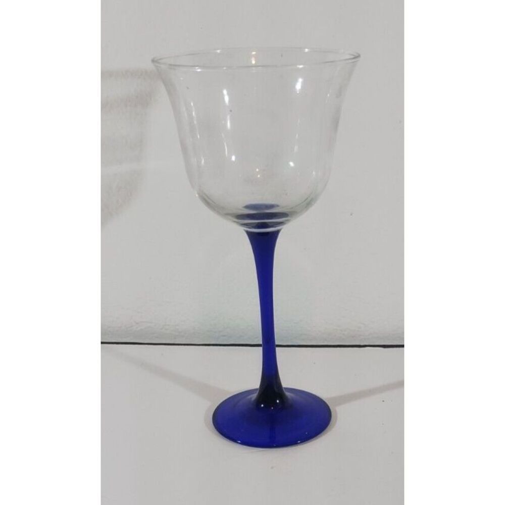 Vintage LUMINARC SOPHIA Wine Glass BLUE Stem & Base  7.75"